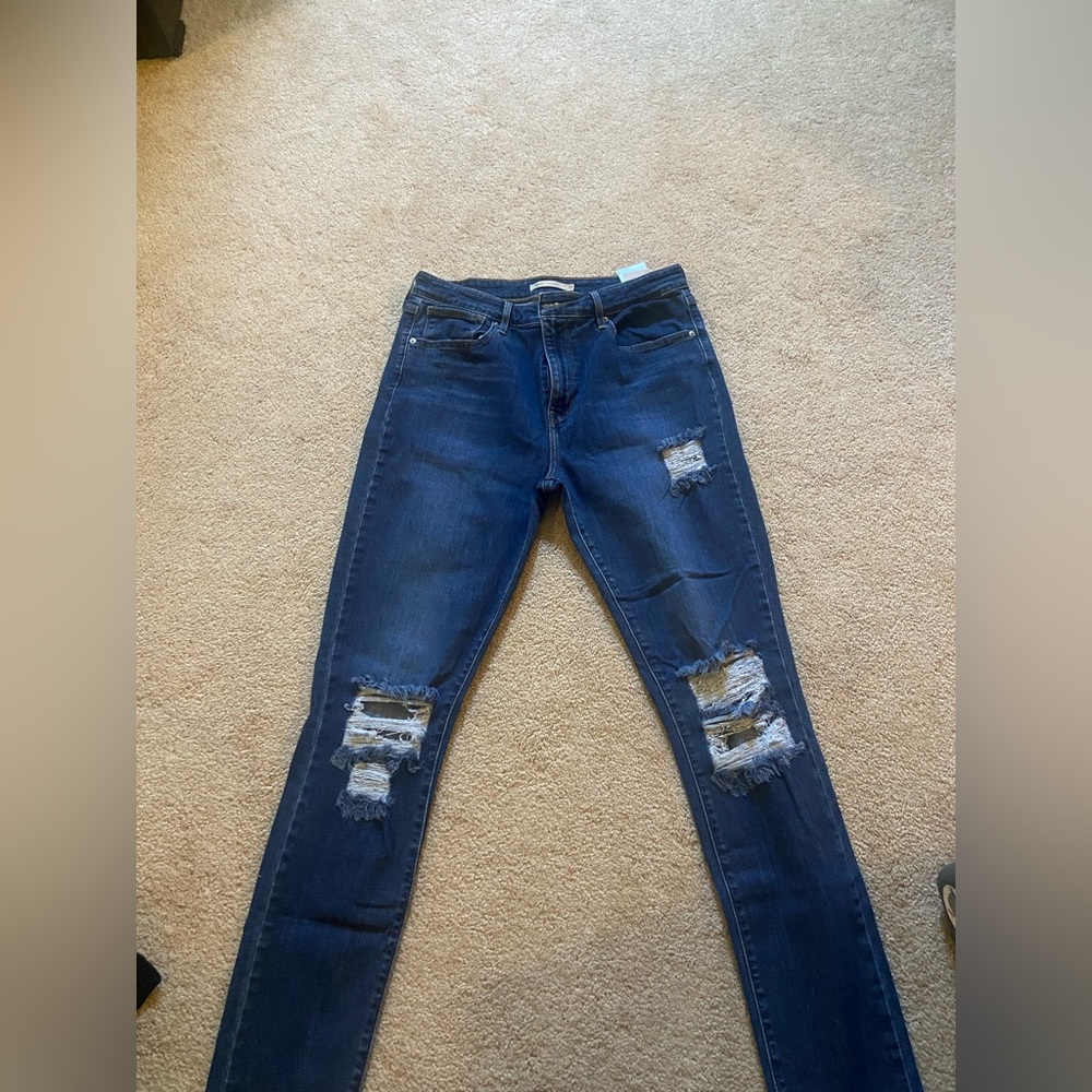 I am selling these jeans